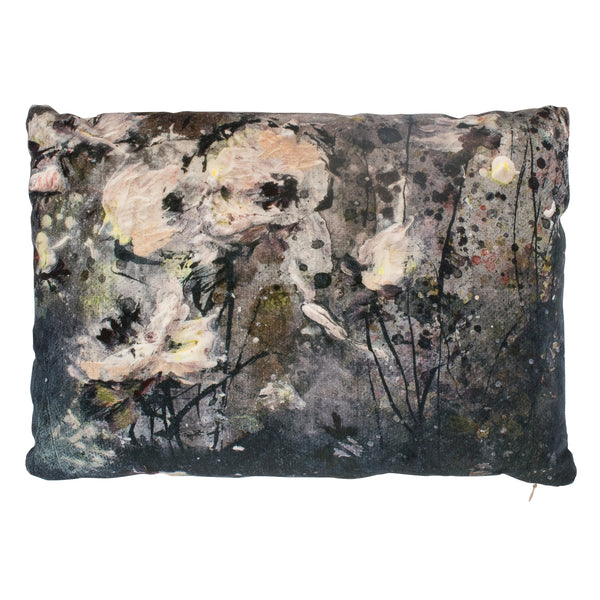 decorative velvet cushion 
